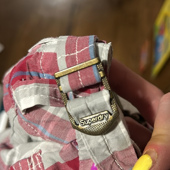 Superdry Plaid Cargo Shorts - Picture 9 of 9